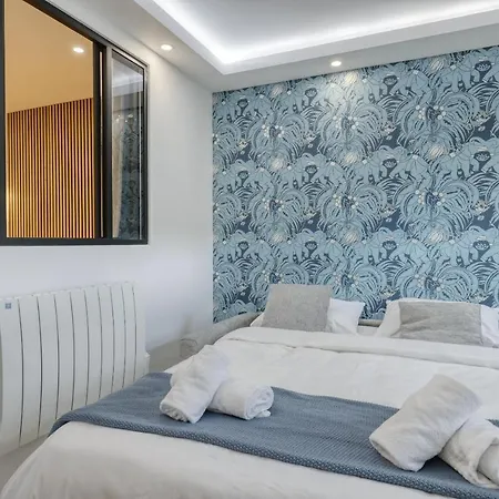 Stylish & New 1 Bdr Flat With A/c-trendy 11 아파트 *