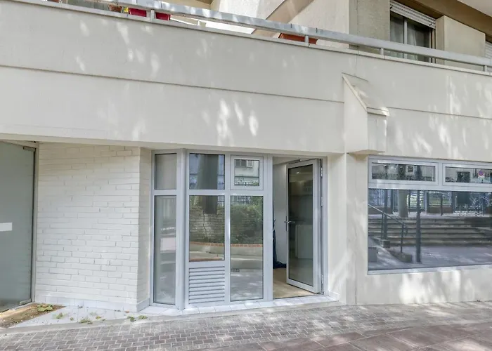 Stylish & New 1 Bdr Flat With A/c-trendy 11 דירה פריז